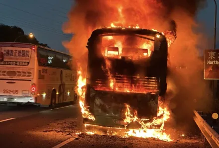 快訊/超驚險！國道1號客運陷火海　學生車上大喊「後面燒起來」 救了44人