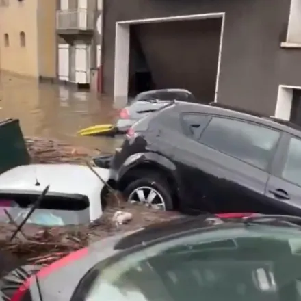 影/驚險直擊！颶風、風暴接連報到　法國大規模慘淹「洪水猛獸捲走車」