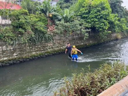 台中葫蘆墩圳6旬婦落水　救起無生命跡象搶救中