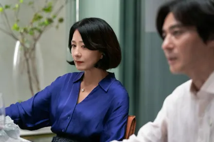 繼《夫婦的世界》再當夫妻！金喜愛羞認「老公都很帥」　張東健點1驚人巧合