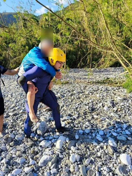 溺水驚魂！花蓮7旬翁晨泳遭溪水沖走　民眾目視追蹤位置神救援