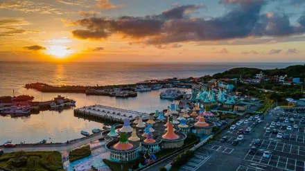 紓壓好所在！北海岸啖海鮮、泡溫泉　磺港體驗「蹦火仔」