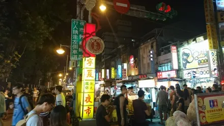 寧夏夜市攤販強迫推銷「價錢多一倍」！　遊客氣炸轟：大家不要去