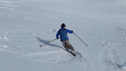 日本又傳滑雪身亡意外！陸男摔入禁區洞穴　送醫搶救4hr仍不治