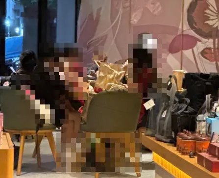 近日有國中生帶麥當勞進星巴克吃,被人拍照發上網路公審。(圖/翻攝自臉書/林口大家庭)
