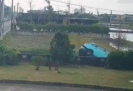 車禍現場。(圖/警方提供)