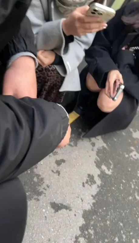 林女男友第一個趕到醫院，但醫生表示已經沒辦法搶救。（圖／翻攝畫面）