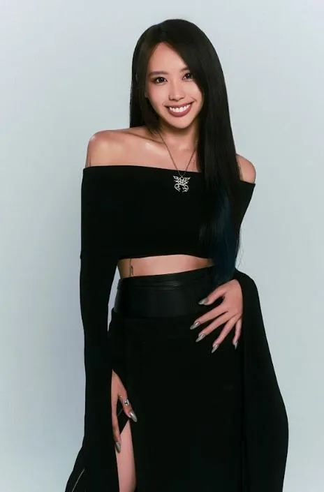 歌手李芷婷宣布將於5月展開全新巡迴演唱會《海嘯來Bar》。( 圖/華納音樂 提供 )