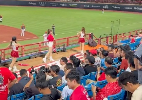 中華職棒賽事遇地震。（圖／pat.fh131419提供）