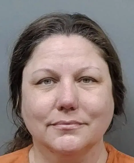 美國女子阿瓦隆涉嫌在一天之內殺害她的2名前夫。（圖／Manatee County Sheriffs Office）