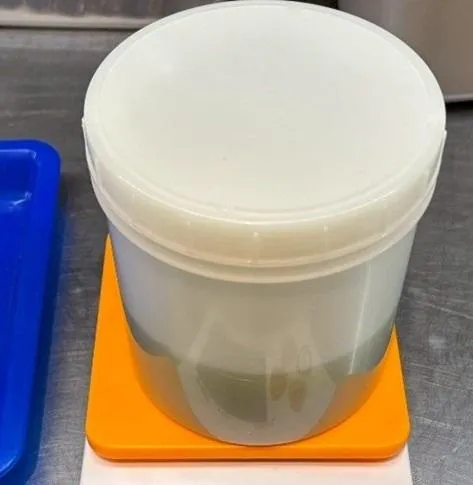 彌生軒(微風車站店)的宇治玉露抹茶-去冰則檢出腸桿菌科。（圖／食藥署）