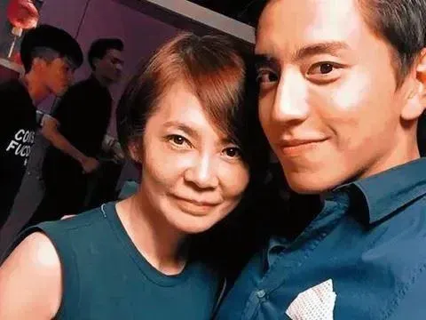 王大陸前經紀人柴智屏(左)也做出回應。（圖／翻攝自微博）