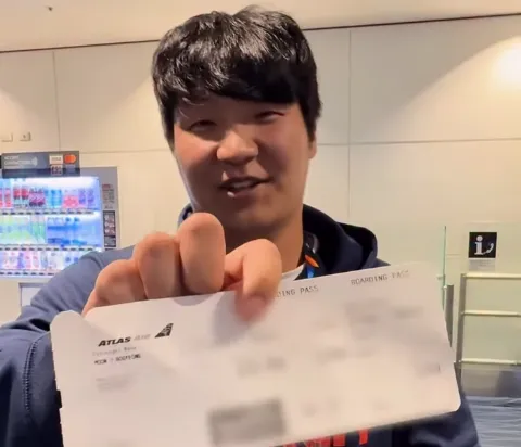 文保景秀機票。(圖/翻攝自KBO IG)