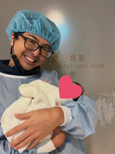 丁特23日分享女兒出生的喜訊。(圖/翻攝自丁特IG)