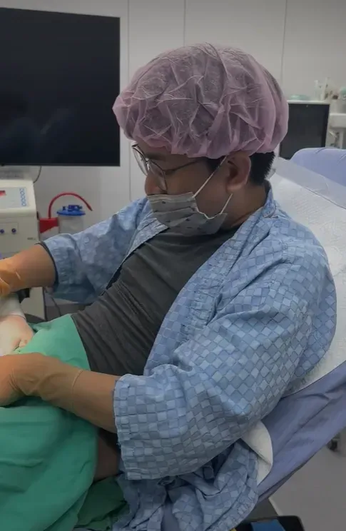 醫師陳瑋農親自主刀結紮手術 分享過程引熱議。（圖／翻攝自陳瑋農臉書）