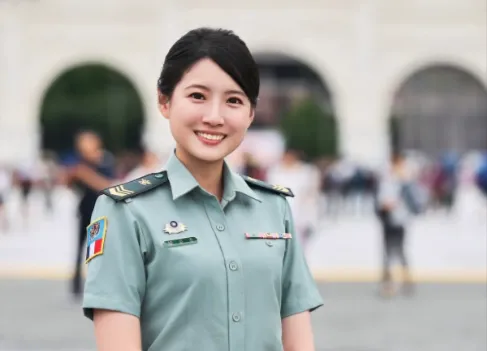 「最美政戰士」自願調東引。（圖／翻攝自IG／＠eunice830220）