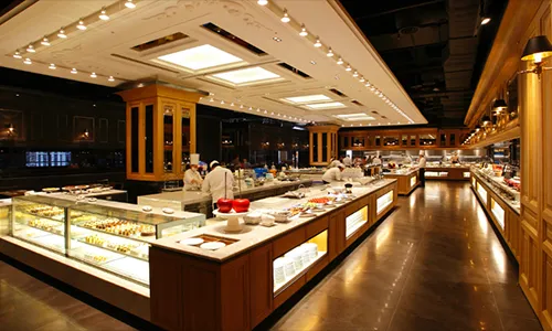 「饗食天堂」本次平均漲幅3.3%,為5個影響品牌中漲幅最小者。圖為饗食天堂信義店。(圖/資料照/翻攝自饗賓餐旅集團官網)