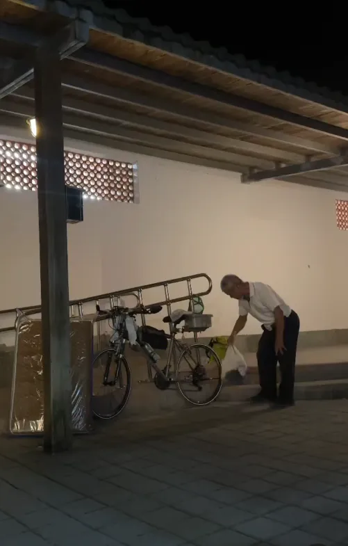 來自彰化的阿伯前往花蓮光復救災。（圖／Threads網友tibi_156授權提供）