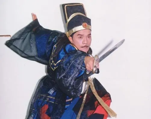 台灣男星張振寰在90年代飾演俠客角色深入人心,沒想到晚年竟淪落孤獨死。(圖/資料照)
