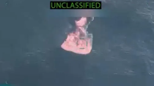 美國國防部長赫格塞斯證實美軍於27日在東太平洋對四艘船隻發動攻擊。（圖／翻攝自X＠SecWar）