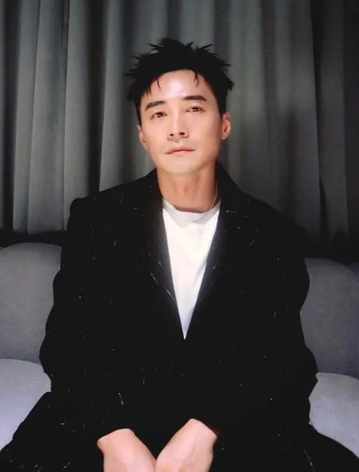 是元介相當期待第一次跑夜市掃街。（圖／翻攝IG jay_shih__）