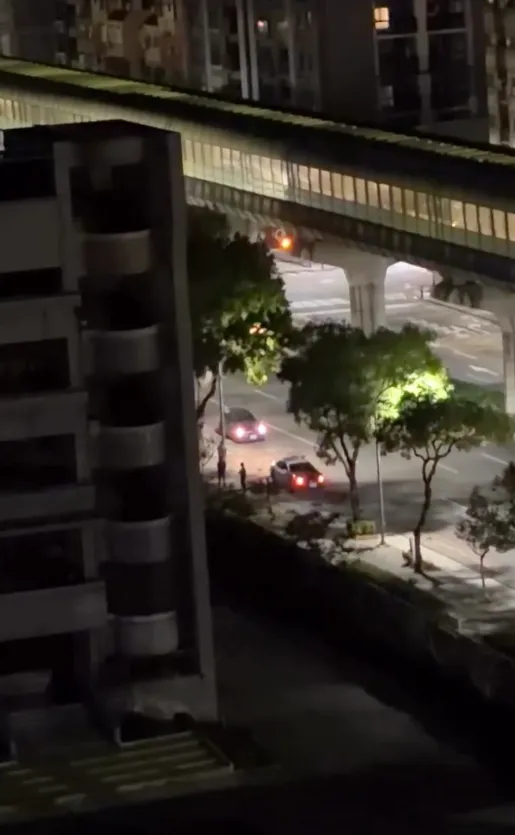 網友錄下校內突然廣播小鬼（黃鴻升）的歌曲〈地球上最浪漫的一首歌〉。(圖／Threads＠angela_0_9_2_6網友授權提供）