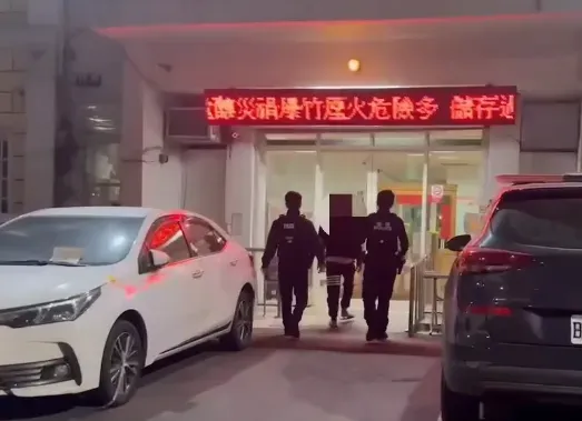 高雄市大寮區6日晚間11時許發生一起打架衝突。(圖/翻攝照片)