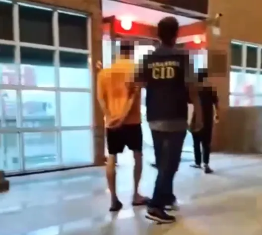 警方表示，已將劉男等3名涉案人帶回偵訊，全案依刑法妨害秩序、毀損等罪嫌移送屏東地檢署偵辦。（圖/警方提供）