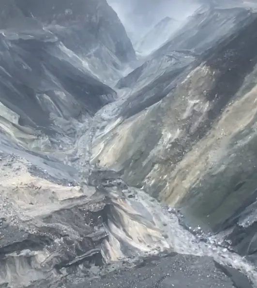 馬太鞍溪堰塞湖潰堤,釀成花蓮光復鄉嚴重災情。(圖/空勤總隊)