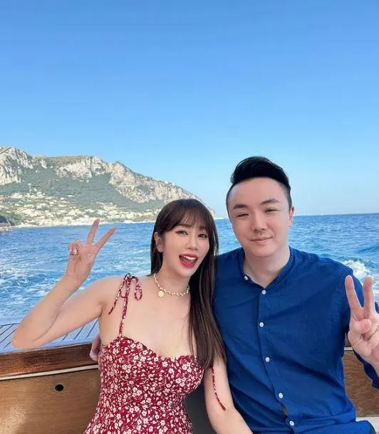 林佩瑤與名廚老公武俊傑已在今年2月初正式離婚。(圖/翻攝自林佩瑤IG)