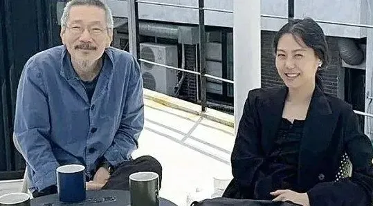 金珉禧（右）被網友嘲諷是一輩子小三。（圖／翻攝自IG）