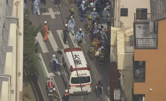 大阪警消派出27輛車到場。（圖／NNN）