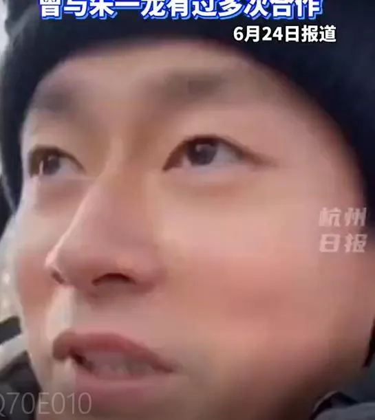 于清斌正在跑外送。（圖/翻攝新浪微博）