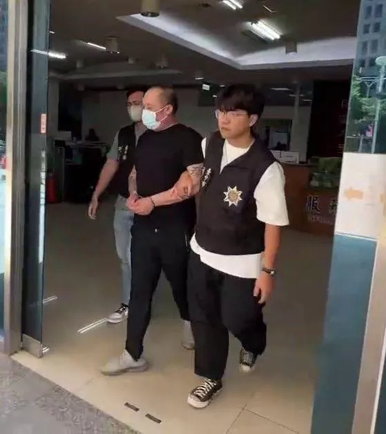 廖港發被移送。（圖／中天新聞）