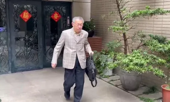 柯文哲。（圖／中天新聞）