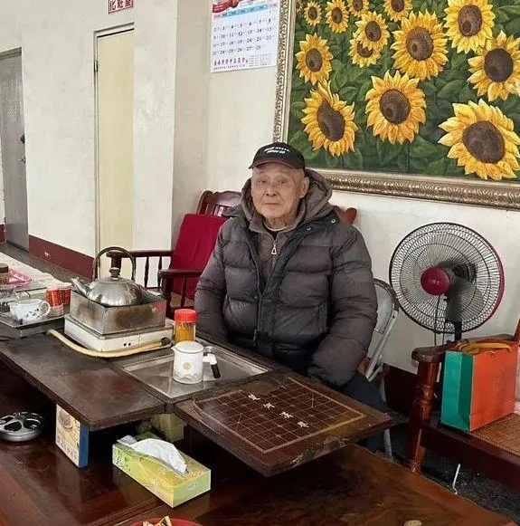 前時代力量主席陳椒華發文悼念李新進。（圖／取自陳椒華臉書）
