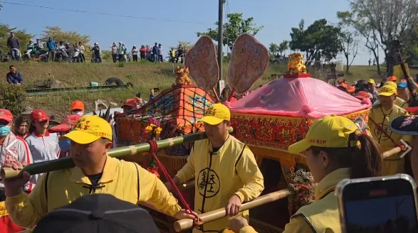 此次白沙屯媽祖與旗山媽祖聯合遶境是地方難得的宗教文化盛事。（圖／中天新聞）