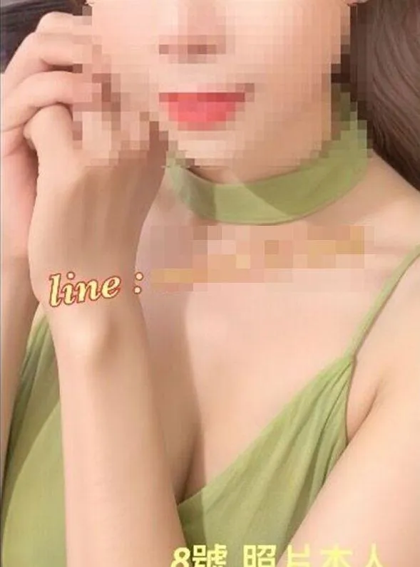 業者用來招攬生意的艷照。（圖／翻攝畫面）