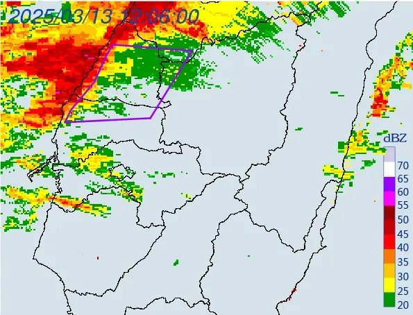 中央氣象署針對臺中市、彰化縣、南投縣、雲林縣發布大雷雨即時訊息。（圖／中央氣象署）