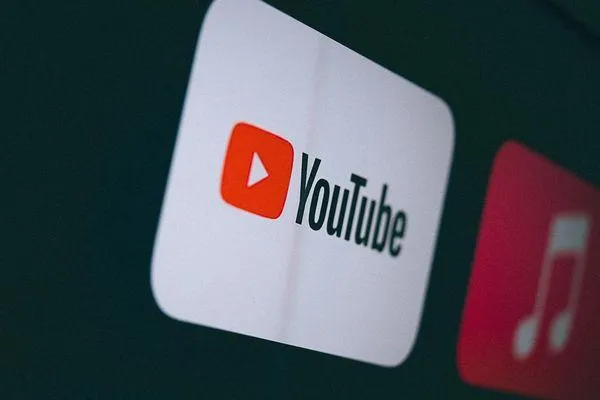 YouTube宣布自今年7月22日起將直播最低年齡限制提高至16歲。(圖/取自免費圖庫pixabay)