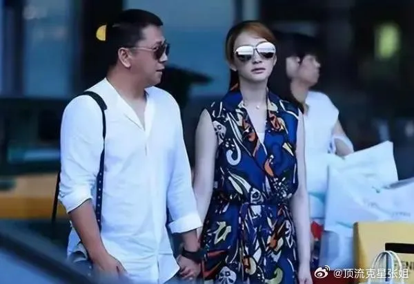 李小冉（右）爆出與老公徐佳寧（左）結束11年婚。（圖／翻攝微博 頂流剋星張姐）