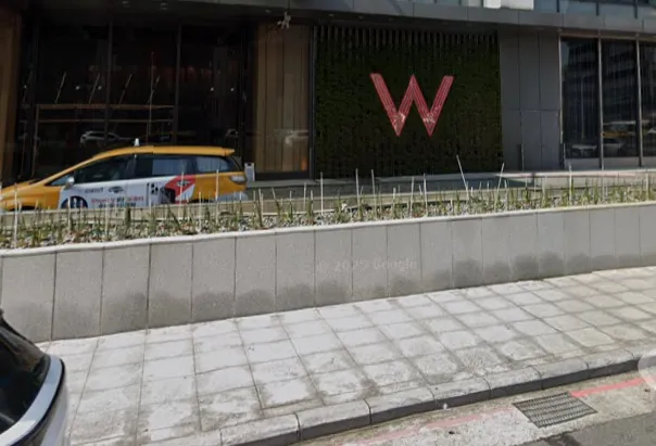 蕭唯丞被一名女子控訴以高價周杰倫演唱會門票為誘餌，在台北W飯店涉嫌強制猥褻。（示意圖／翻攝自Google maps）