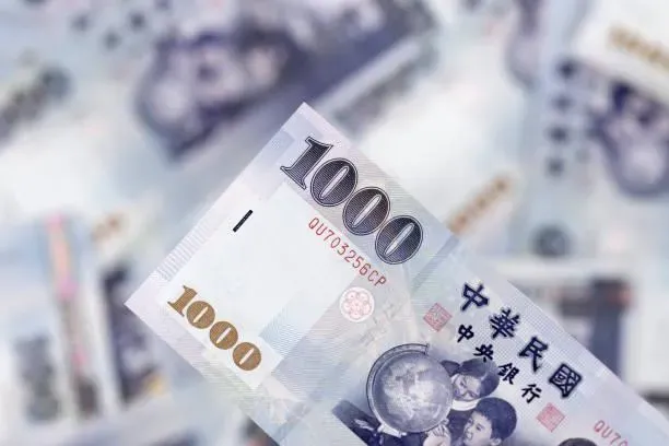 《彭博社》點出台幣暴漲原因。（示意圖／PEXELS）