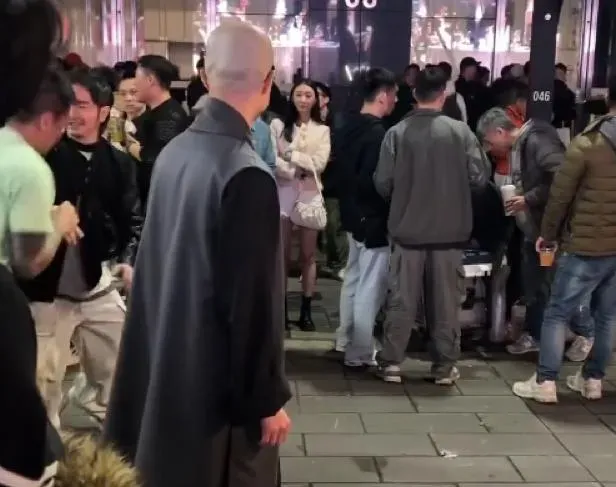 法師夜闖信義區夜店!(圖/翻攝畫面)