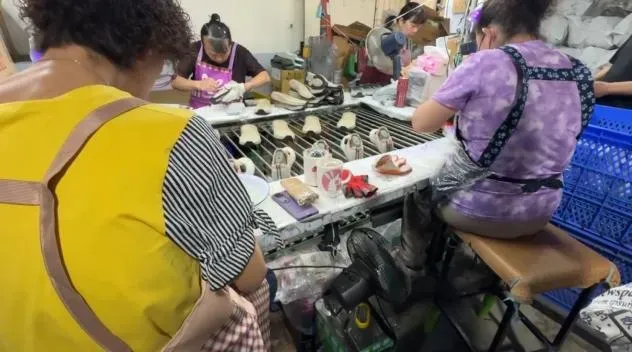 部分同業停止接單,若關稅持續,最終消費者將承擔成本。(圖/中天新聞)