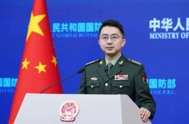 陸國防部發言人蔣斌。（圖/翻攝新浪微博）