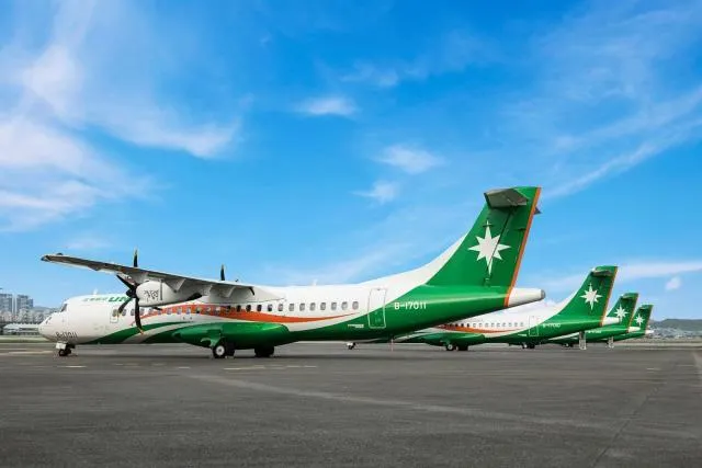 立榮航空ATR客機台東起飛前液壓異常，55名旅客改搭班機北上。（圖／報系資料照）