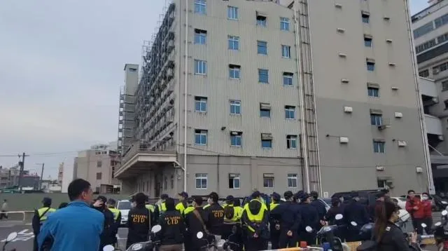 東港安泰醫院動力中心違建部分將被拆除。（圖／中天新聞）