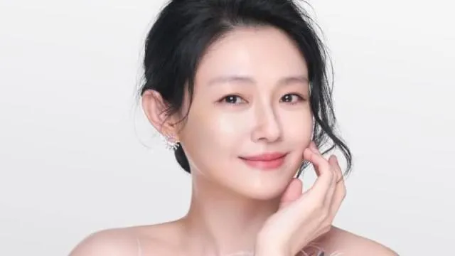 女星大S去年農曆年間不幸在日本家族旅遊時病逝。（圖／翻攝微博）