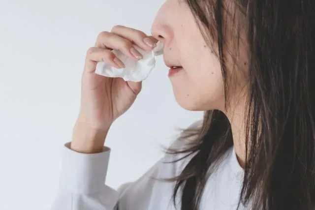 醫師指出，會產生非侵襲性的鼻竇炎，可能跟鼻竇纖毛運動功能不佳有關。（示意圖／取自photoAC）
